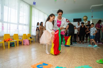 Изпращане на децата от подготвителна група - ДГ Снежанка - Зетьово