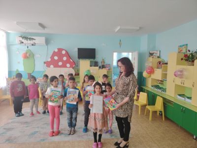 Празник за края на учебната година - ДГ Снежанка - Зетьово