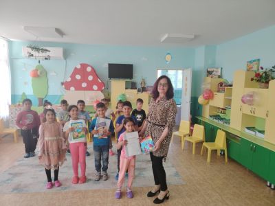 Празник за края на учебната година - ДГ Снежанка - Зетьово